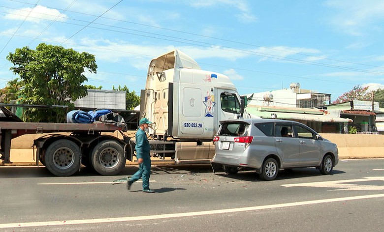 Hiện trường vụ tai nạn - Ảnh: Đỗ Trình. Hiện trường vụ tai nạn - Ảnh: Đỗ Trình.