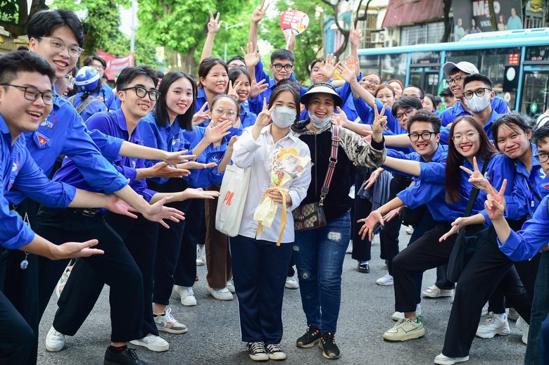 Phương &aacute;n tổ chức Kỳ thi v&agrave; c&aacute;ch x&eacute;t c&ocirc;ng nhận tốt nghiệp THPT từ năm 2025 - Ảnh 1.