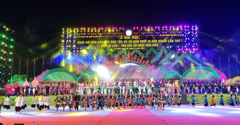 Cận cảnh lễ khai mạc Ng&agrave;y hội Văn h&oacute;a c&aacute;c d&acirc;n tộc c&oacute; số d&acirc;n dưới 10.000 người lần thứ I - Ảnh 6.