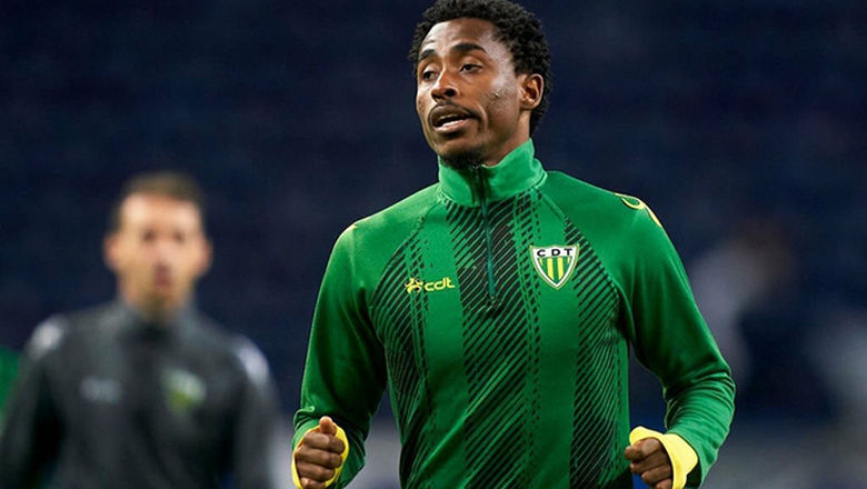 Đại gia V-League chiêu mộ ngôi sao từng có giá lên tới 30 tỷ đồng - Ảnh 1. Đại gia V-League chiêu mộ ngôi sao từng có giá lên tới 30 tỷ đồng - Ảnh 1.