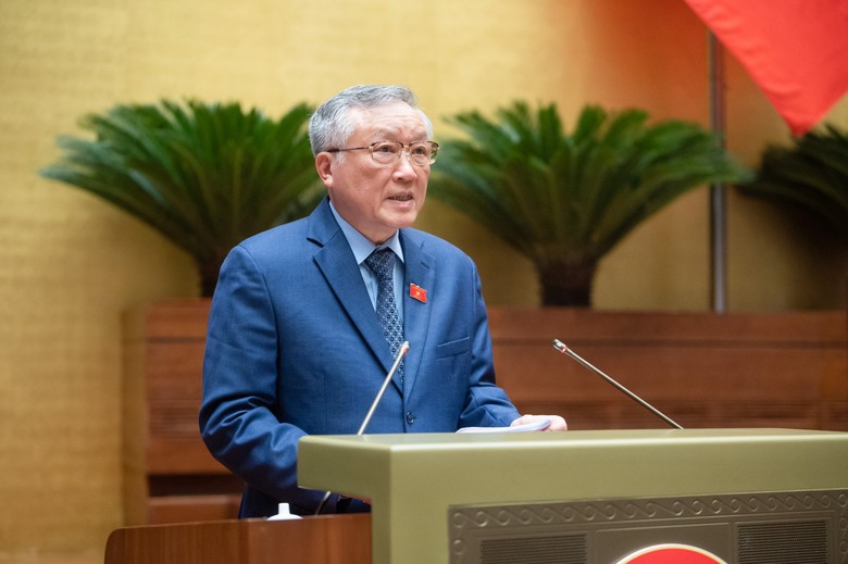 9 tháng, thu hồi 1.200 tỷ trong các vụ án kinh tế, tham nhũng - Ảnh 1. 9 tháng, thu hồi 1.200 tỷ trong các vụ án kinh tế, tham nhũng - Ảnh 1.