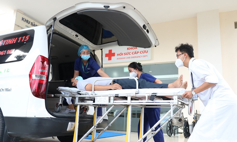 Gọi cấp cứu 115 hỗ trợ nạn nh&acirc;n tai nạn giao th&ocirc;ng cần lưu &yacute; g&igrave;? - Ảnh 1.