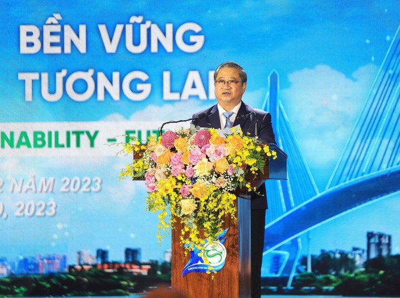 Thủ tướng: Cần Thơ phải đi l&ecirc;n bằng b&agrave;n tay, khối &oacute;c, khung trời, mảnh đất của m&igrave;nh - Ảnh 3.