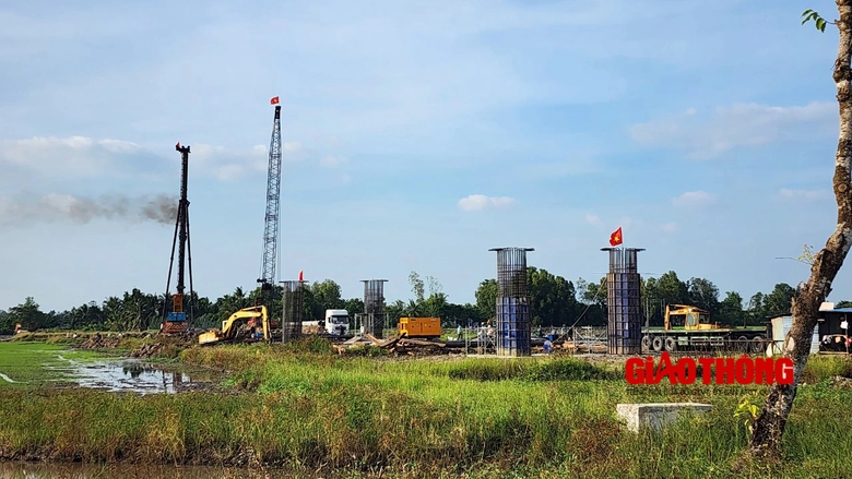 Ph&oacute; Thủ tướng Ch&iacute;nh phủ: H&acirc;u Giang ưu ti&ecirc;n giao th&ocirc;ng đi trước mở đường - Ảnh 3.