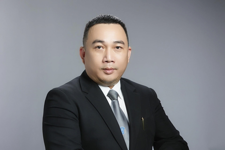 Kh&ocirc;ng nhường đường cho xe ưu ti&ecirc;n bị xử l&yacute; thế n&agrave;o? - Ảnh 2.