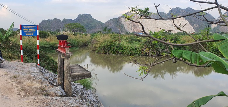 Những t&igrave;nh tiết ly k&igrave; trong vụ việc ph&aacute;t hiện h&agrave;i cốt trong bể nước  - Ảnh 4.