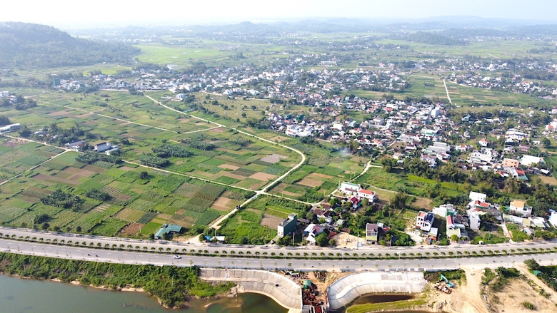 Lộ diện doanh nghiệp tr&uacute;ng thầu thi c&ocirc;ng dự &aacute;n đường 3.500 tỷ ở Quảng Ng&atilde;i - Ảnh 4.