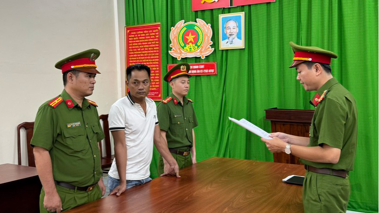 Đường dây đục số khung số máy biến gần 4.000 xe máy cũ thành xe mới - Ảnh 1. Đường dây đục số khung số máy biến gần 4.000 xe máy cũ thành xe mới - Ảnh 1.