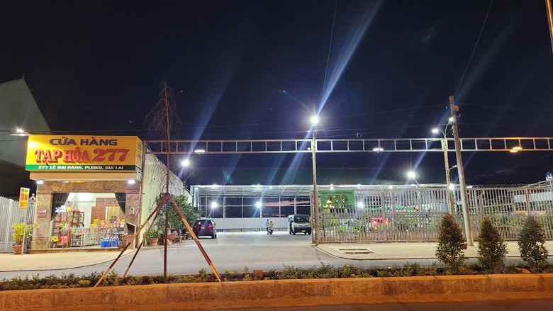 Lập lại trật tự đ&oacute;n trả kh&aacute;ch tr&aacute;i quy định tại Pleiku - Ảnh 1.