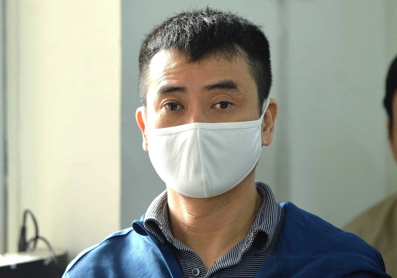 Phan Quốc Việt tự bào chữa: Việt Á có công trạng khi chống dịch - Ảnh 1. Phan Quốc Việt tự bào chữa: Việt Á có công trạng khi chống dịch - Ảnh 1.