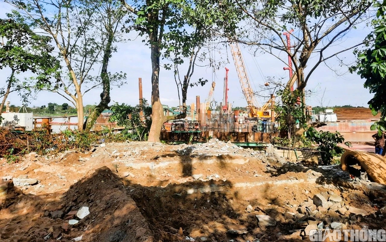 Tiến độ cầu v&ograve;m th&eacute;p thuộc dự &aacute;n 2.200 tỷ ở Huế thế n&agrave;o sau một năm khởi c&ocirc;ng? - Ảnh 4.