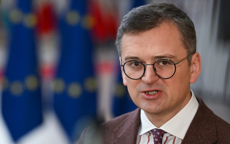 Ukraine n&oacute;i ch&acirc;u &Acirc;u &ldquo;kh&ocirc;ng biết tiến h&agrave;nh chiến tranh&rdquo; trước tranh c&atilde;i về viện trợ - Ảnh 1.