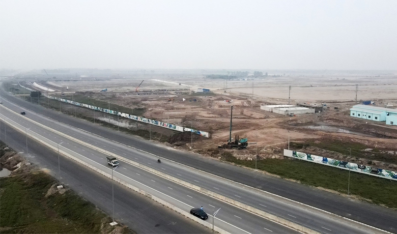 Thông xe kỹ thuật tuyến đường "đón đầu tương lai" 1.400 tỷ đồng- Ảnh 3. Thông xe kỹ thuật tuyến đường "đón đầu tương lai" 1.400 tỷ đồng- Ảnh 3.