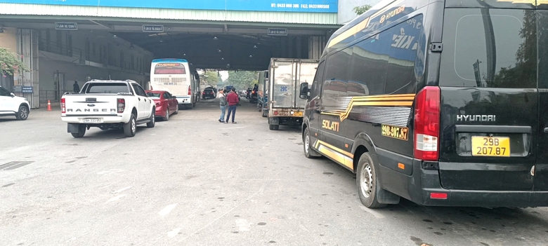 Trung tâm đăng kiểm làm cả ngày nghỉ Tết phục vụ người dân - Ảnh 1. Trung tâm đăng kiểm làm cả ngày nghỉ Tết phục vụ người dân - Ảnh 1.