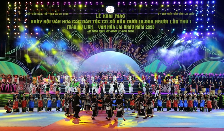 Th&agrave;nh t&iacute;ch v&ocirc; tiền kho&aacute;ng hậu của tuyển nữ Việt Nam lọt top 10 sự kiện ti&ecirc;u biểu năm 2023  - Ảnh 2.