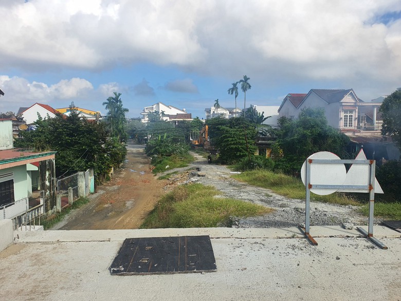 Cầu trăm tỷ ở Quảng Nam trễ hẹn ho&agrave;n th&agrave;nh v&igrave; vướng mặt bằng - Ảnh 8.