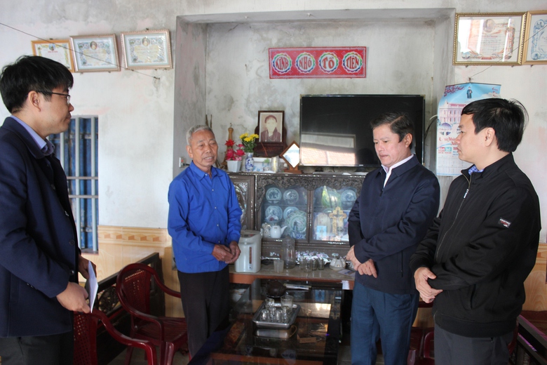 Nam Định: Xây dựng kế hoạch chung tay xoa dịu nỗi đau tai nạn giao thông - Ảnh 1. Nam Định: Xây dựng kế hoạch chung tay xoa dịu nỗi đau tai nạn giao thông - Ảnh 1.