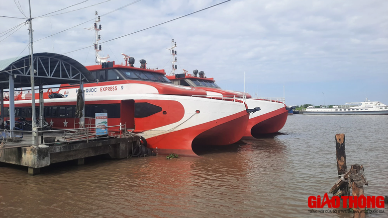 Ki&ecirc;n Giang: C&aacute;c chuyến t&agrave;u, ph&agrave; ra đảo tạm ngưng hoạt động do ảnh hưởng b&atilde;o số 3 - Ảnh 1.
