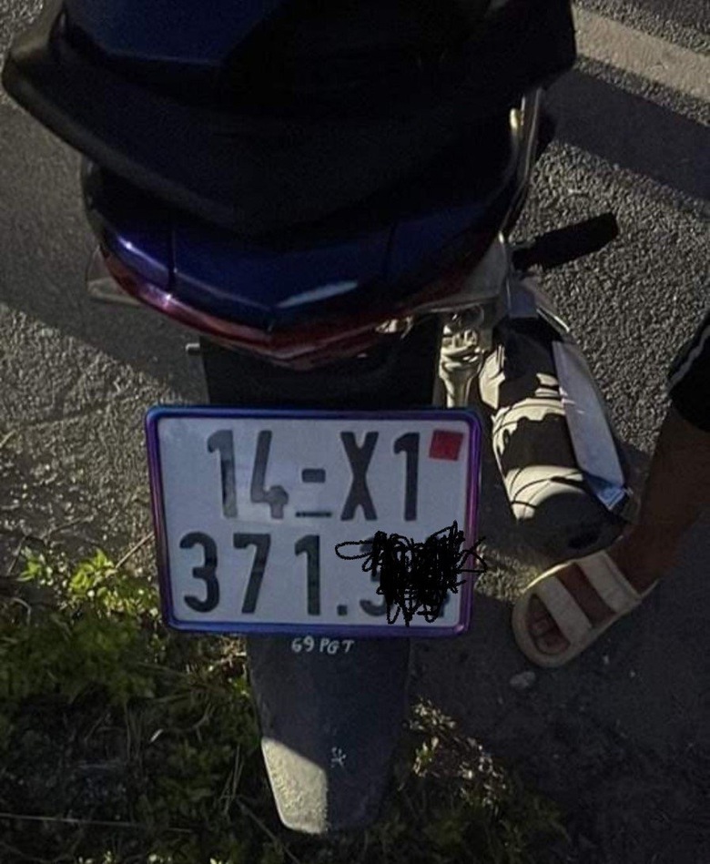 Quảng Ninh: Va chạm gần cầu S&ocirc;ng Chanh 2, khiến hai t&agrave;i xế xe m&aacute;y bị thương nặng - Ảnh 1.