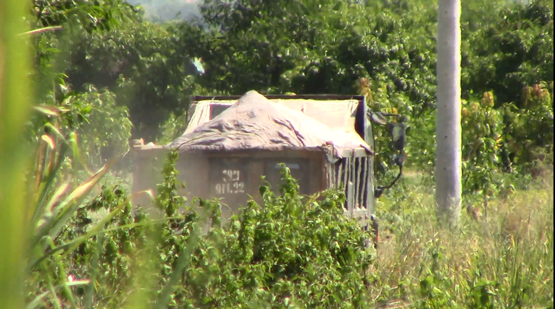                 Nhuộm nhoạm &ldquo;moi ruột&rdquo; Suối L&aacute;ch - Ảnh 5.