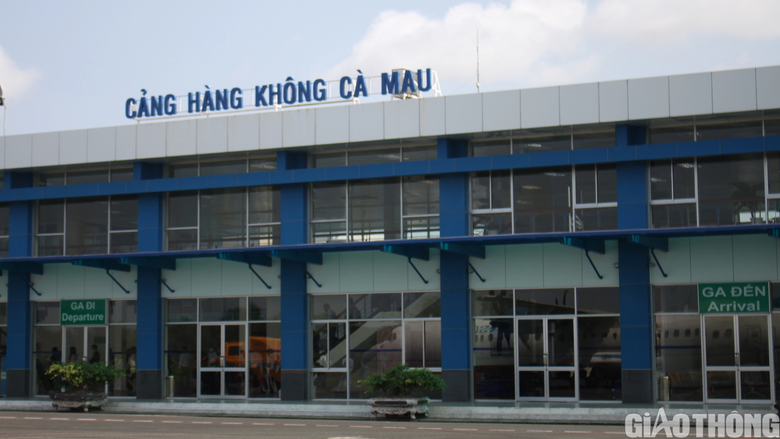 Cà Mau hỗ trợ hãng hàng không khai thác đường bay đến tỉnh - Ảnh 1. Cà Mau hỗ trợ hãng hàng không khai thác đường bay đến tỉnh - Ảnh 1.