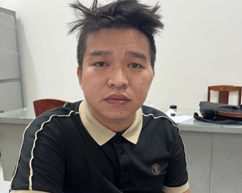 Say xỉn chặn xe &ocirc; t&ocirc; v&agrave; d&ugrave;ng c&ocirc;n nhị kh&uacute;c đ&aacute;nh bạn nhậu nhưng kết cục bị đ&acirc;m chết  - Ảnh 1.