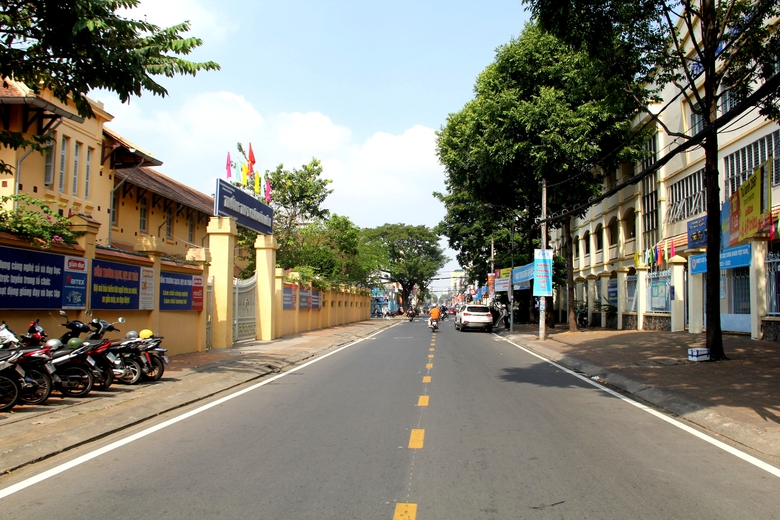 Nhiều tuyến đường ở Cần Thơ "kho&aacute;c &aacute;o mới" đ&oacute;n tết Gi&aacute;p Th&igrave;n 2024- Ảnh 7.