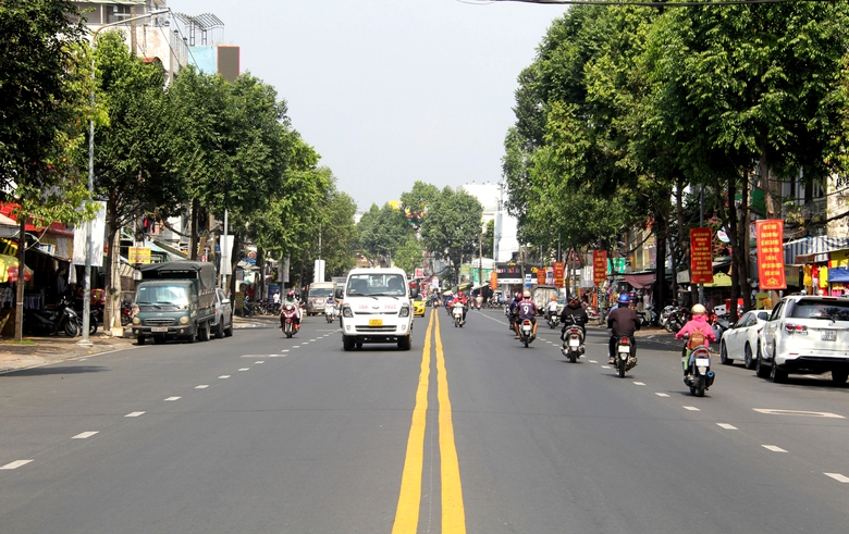 Nhiều tuyến đường ở Cần Thơ "kho&aacute;c &aacute;o mới" đ&oacute;n tết Gi&aacute;p Th&igrave;n 2024- Ảnh 11.