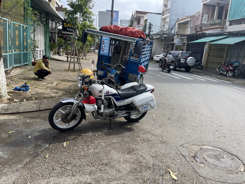 C&ocirc;ng an Quảng Ng&atilde;i mạnh tay xử l&yacute; xe ba b&aacute;nh, xe l&ocirc;i, xe k&eacute;o- Ảnh 8.