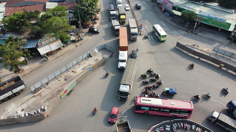 Tăng cường thi c&ocirc;ng đ&ecirc;m, th&ecirc;m người điều tiết giao th&ocirc;ng để x&oacute;a điểm đen ở Đồng Nai- Ảnh 1.