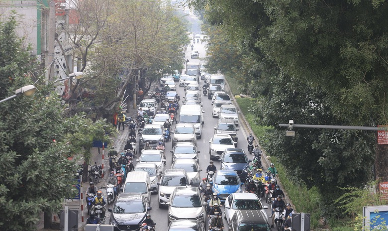 Sắp cải tạo, mở rộng tuyến đường V&agrave;nh đai 2 đoạn Ng&atilde; Tư Sở - Cầu Giấy- Ảnh 1.