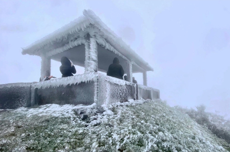 Bắc Bộ rét đậm, rét hại, có nơi dưới 0 độ- Ảnh 1. Bắc Bộ rét đậm, rét hại, có nơi dưới 0 độ- Ảnh 1.