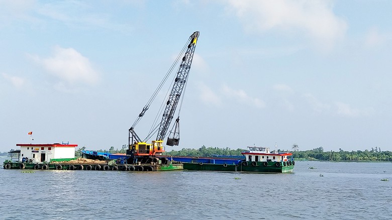 Cần tăng thêm lượng cát phục vụ cao tốc Cần Thơ - Cà Mau- Ảnh 4. Cần tăng thêm lượng cát phục vụ cao tốc Cần Thơ - Cà Mau- Ảnh 4.