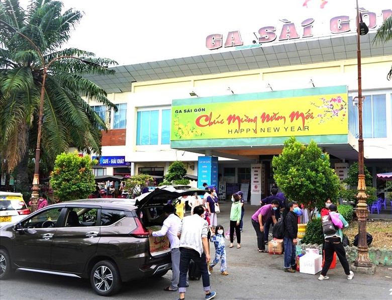 Khách đi tàu hỏa dịp Tết cần lưu ý gì?- Ảnh 1. Khách đi tàu hỏa dịp Tết cần lưu ý gì?- Ảnh 1.