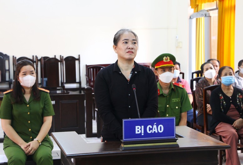 Chiếm đoạt hơn 1,5 tỷ đồng, nữ chủ hụi lĩnh 7 năm tù- Ảnh 1. Chiếm đoạt hơn 1,5 tỷ đồng, nữ chủ hụi lĩnh 7 năm tù- Ảnh 1.