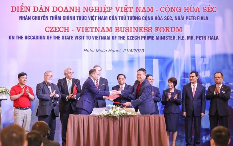 Vietjet c&ocirc;ng bố doanh thu 2023 tăng mạnh, đạt 62,5 ngh&igrave;n tỷ đồng- Ảnh 5.