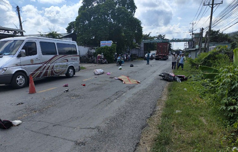 Hiện trường vụ tai nạn giao th&ocirc;ng khiến một người tử vong.