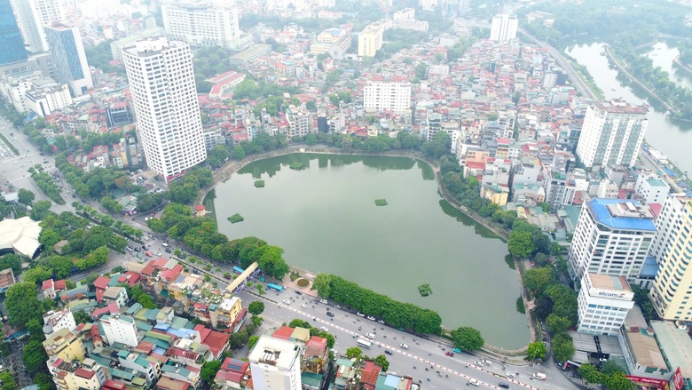 Tổ chức phố đi bộ quanh hồ Ngọc Kh&aacute;nh, H&agrave; Nội cấm đường nhiều ng&otilde;, phố- Ảnh 1.