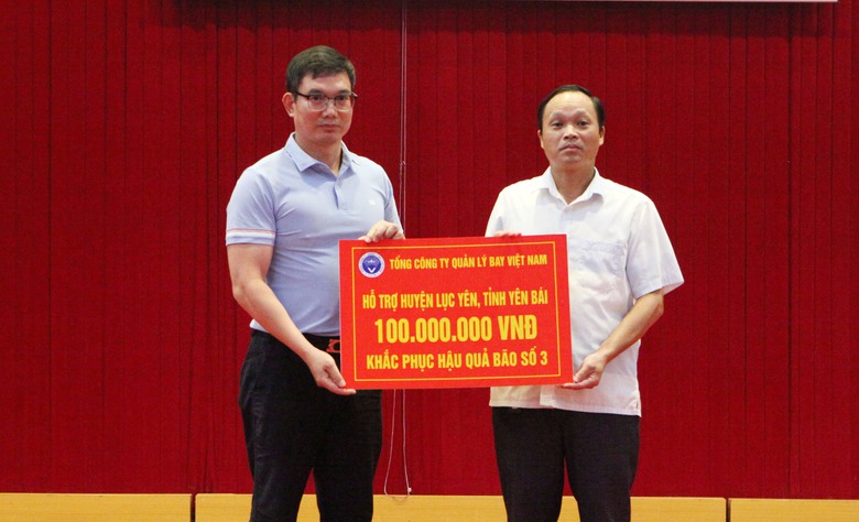 Tổng c&ocirc;ng ty Quản l&yacute; bay Việt Nam tặng hơn 1,3 tỷ đồng cho người d&acirc;n Y&ecirc;n B&aacute;i, Tuy&ecirc;n Quang- Ảnh 2.