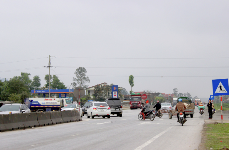 Kiến nghị xử l&yacute; điểm đen tai nạn giao th&ocirc;ng ng&atilde; tư quốc lộ 48D qua Nghệ An- Ảnh 1.