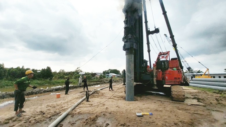 Cao tốc Cao Lãnh - An Hữu qua Đồng Tháp đang thi công ra sao?- Ảnh 2. Cao tốc Cao Lãnh - An Hữu qua Đồng Tháp đang thi công ra sao?- Ảnh 2.