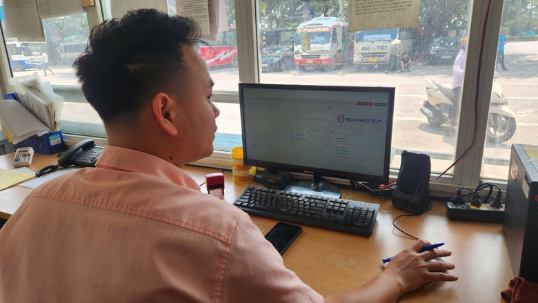 Đẩy mạnh chuyển đổi số, Hoà Bình hướng đến xây dựng chính quyền 3 tiêu chí- Ảnh 5. Đẩy mạnh chuyển đổi số, Hoà Bình hướng đến xây dựng chính quyền 3 tiêu chí- Ảnh 5.