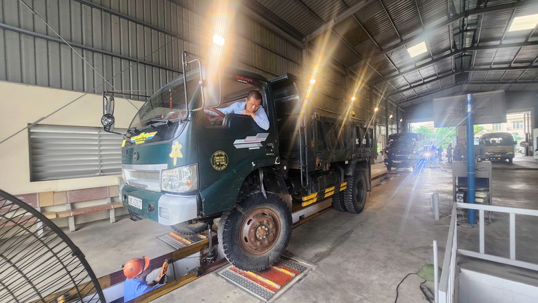 Đẩy mạnh chuyển đổi số, Hoà Bình hướng đến xây dựng chính quyền 3 tiêu chí- Ảnh 6. Đẩy mạnh chuyển đổi số, Hoà Bình hướng đến xây dựng chính quyền 3 tiêu chí- Ảnh 6.