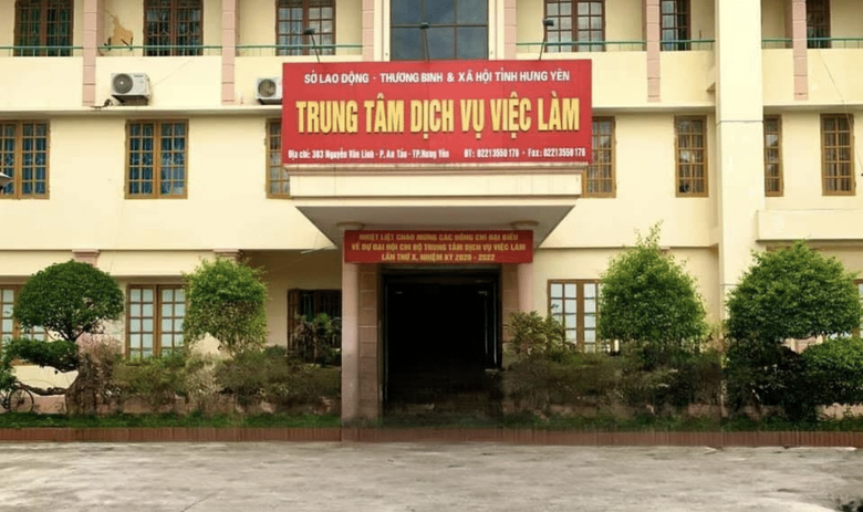 Cán bộ trung tâm dịch vụ việc làm ở Hưng Yên bị bắt vì mua bán hoá đơn trái phép- Ảnh 1. Cán bộ trung tâm dịch vụ việc làm ở Hưng Yên bị bắt vì mua bán hoá đơn trái phép- Ảnh 1.