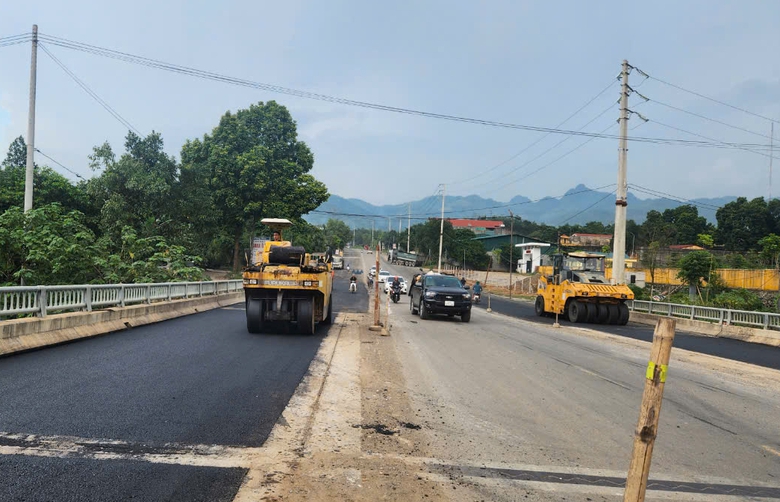 Ho&agrave; B&igrave;nh: Ph&aacute;t triển vận tải gắn với kết nối du lịch v&agrave; th&uacute;c đẩy ph&aacute;t triển kinh tế x&atilde; hội- Ảnh 4.