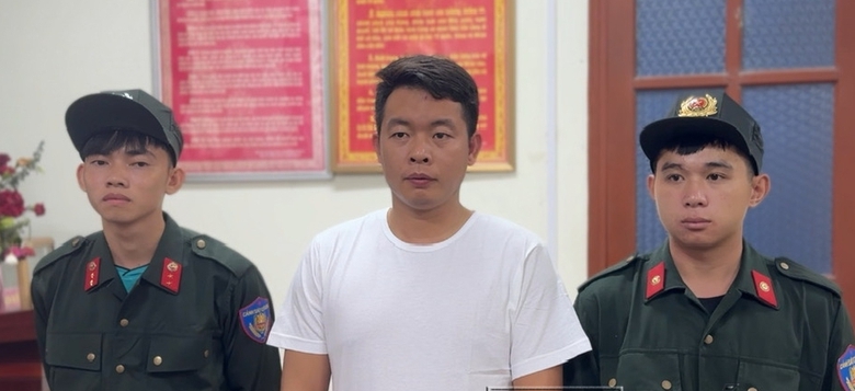 Bắt th&ecirc;m đối tượng vụ giả c&aacute;n bộ Cục cảnh s&aacute;t h&igrave;nh sự lừa "chạy &aacute;n"- Ảnh 3.