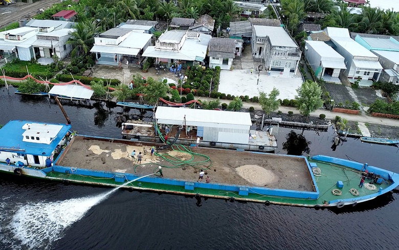 Nghi&ecirc;n cứu nguồn c&aacute;t nhập khẩu thi c&ocirc;ng cao tốc