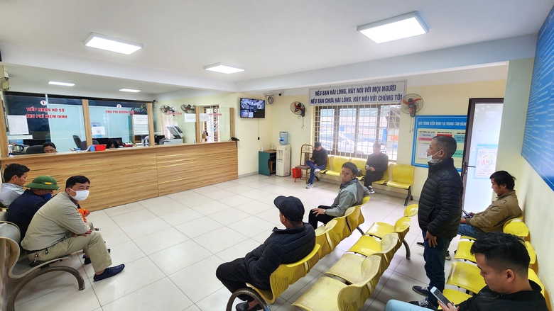 Người dân giám sát, phản ánh, ngăn tiêu cực đăng kiểm- Ảnh 1. Người dân giám sát, phản ánh, ngăn tiêu cực đăng kiểm- Ảnh 1.