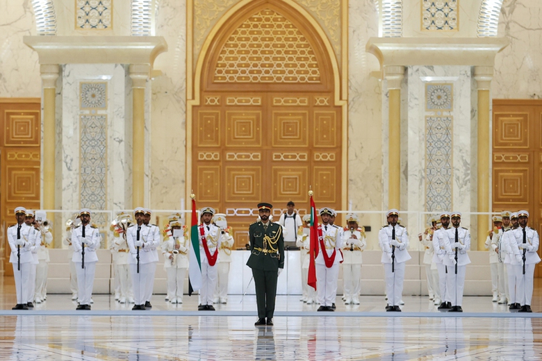 UAE bắn 21 ph&aacute;t đại b&aacute;c ch&agrave;o đ&oacute;n Thủ tướng Phạm Minh Ch&iacute;nh- Ảnh 5.