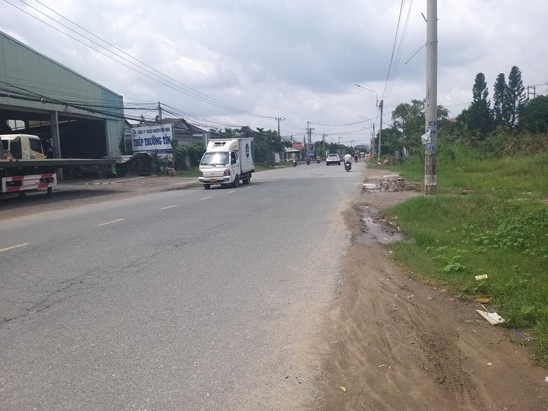 Long An: Dự án nâng cấp đường tỉnh 830C lỗi hẹn thêm 2 năm- Ảnh 1. Long An: Dự án nâng cấp đường tỉnh 830C lỗi hẹn thêm 2 năm- Ảnh 1.